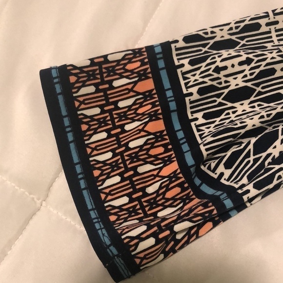 Max Studio printed dress with detailed design - Picture 4 of 8